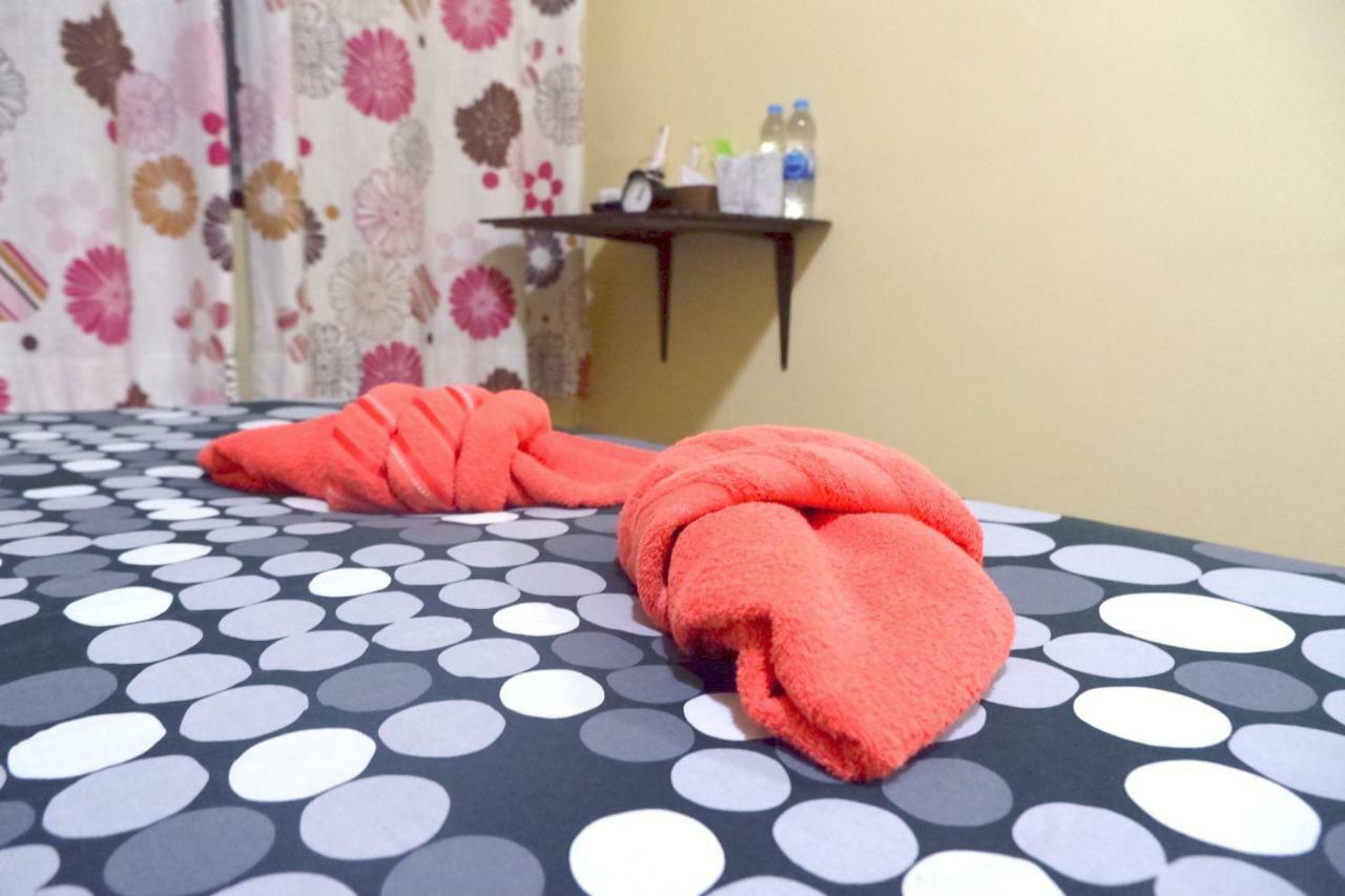 Mon Lodge & Yoga Donmueang กรุงเทพมหานคร ภายนอก รูปภาพ